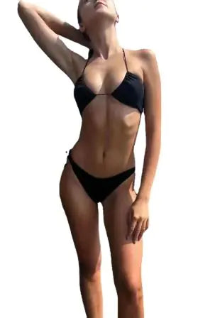 Bikini con Ribetes – Elegante y Favorecedor para Verano